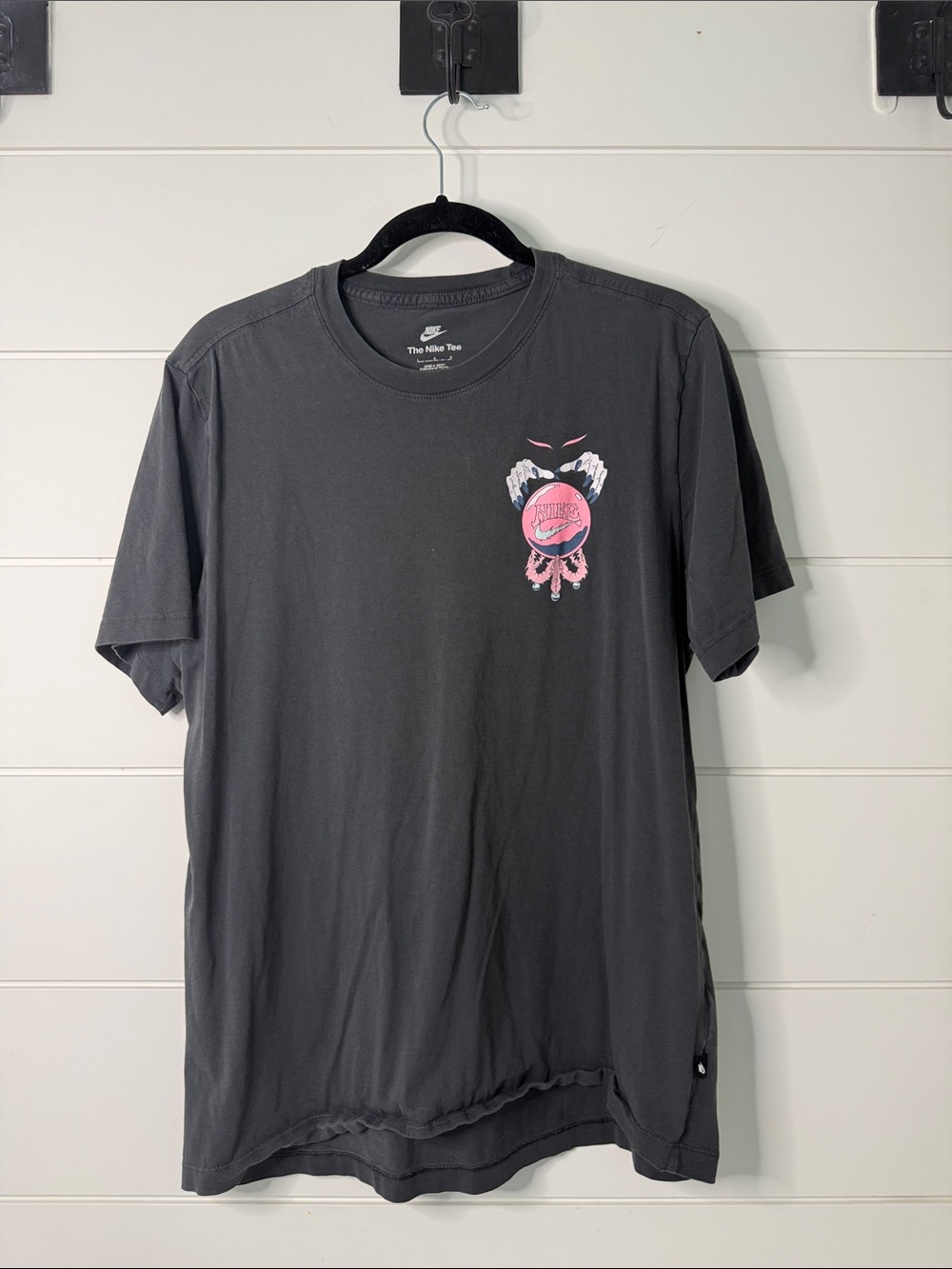 Black and blue/pink sleeveless Nike Tee